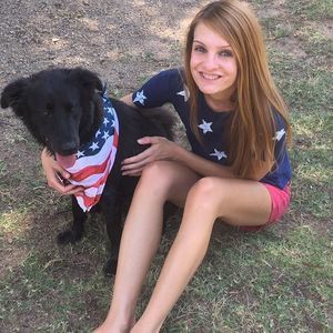 Meet your Posher, Alexis